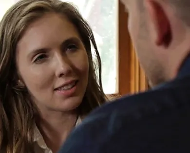 Смотреть порно: Не сдержалась и изменила мужу перед свадьбой