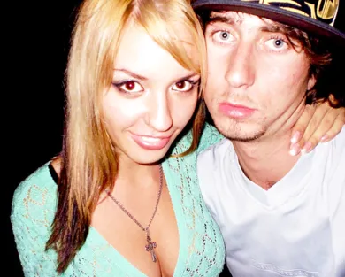 Смотреть порно: Русское порно мужа и жены украинки снятое на  память