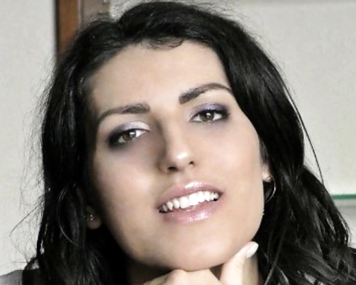 Смотреть порно: Опытная французкая дама приехала к Вудману ради двойного анала