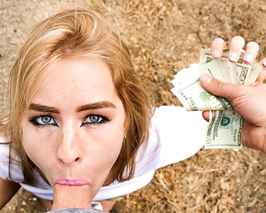 Смотреть порно: Отсосала за деньги - потрахалась с незнакомцем и осталась довольна