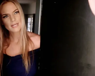 Смотреть порно: Пока мужа не было дома жена изменила ему с другим