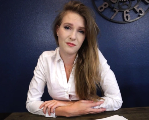 Смотреть порно: Молодая училка изменяет мужу с взрослым студентом-красавчиком