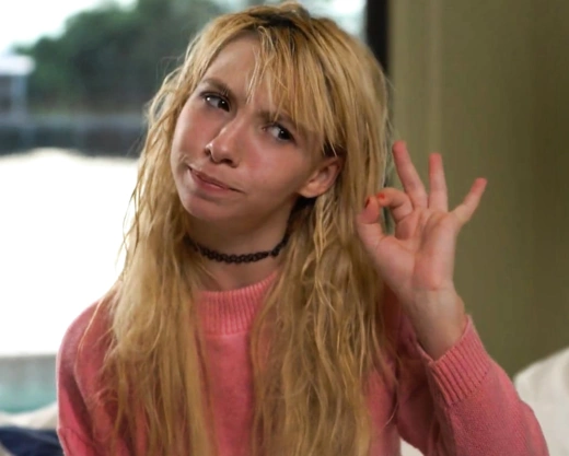 Смотреть порно: Жесткий секс с молодой Кензи Риверс - интенсивная ебля во всех позах