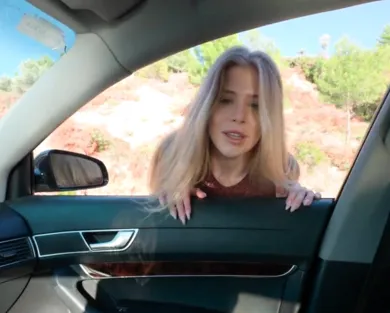 Смотреть порно: Я немножко пьяненькая - ничего страшного!