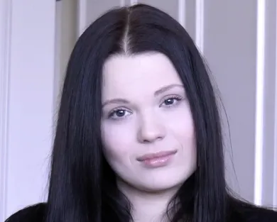 Смотреть порно: Молодая девушка у Вудмана на кастинге дает в анал