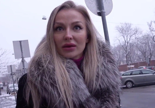 Женщина повелась на пикап незнакомца